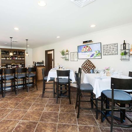 Hampton Inn & Suites Dobson Екстер'єр фото