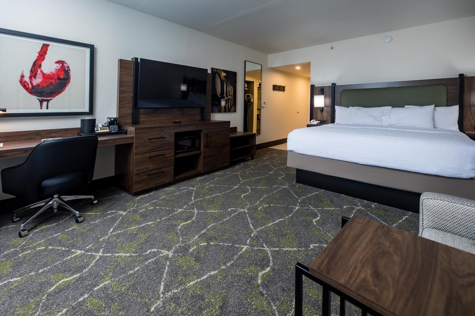 Hampton Inn & Suites Dobson Екстер'єр фото
