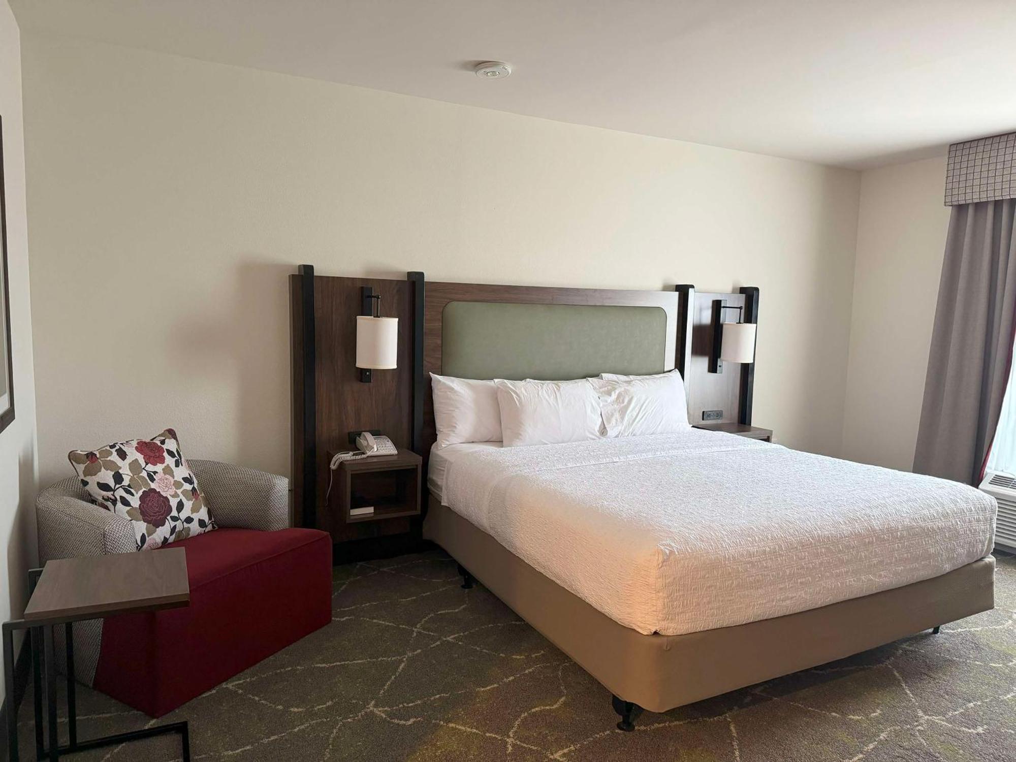 Hampton Inn & Suites Dobson Екстер'єр фото