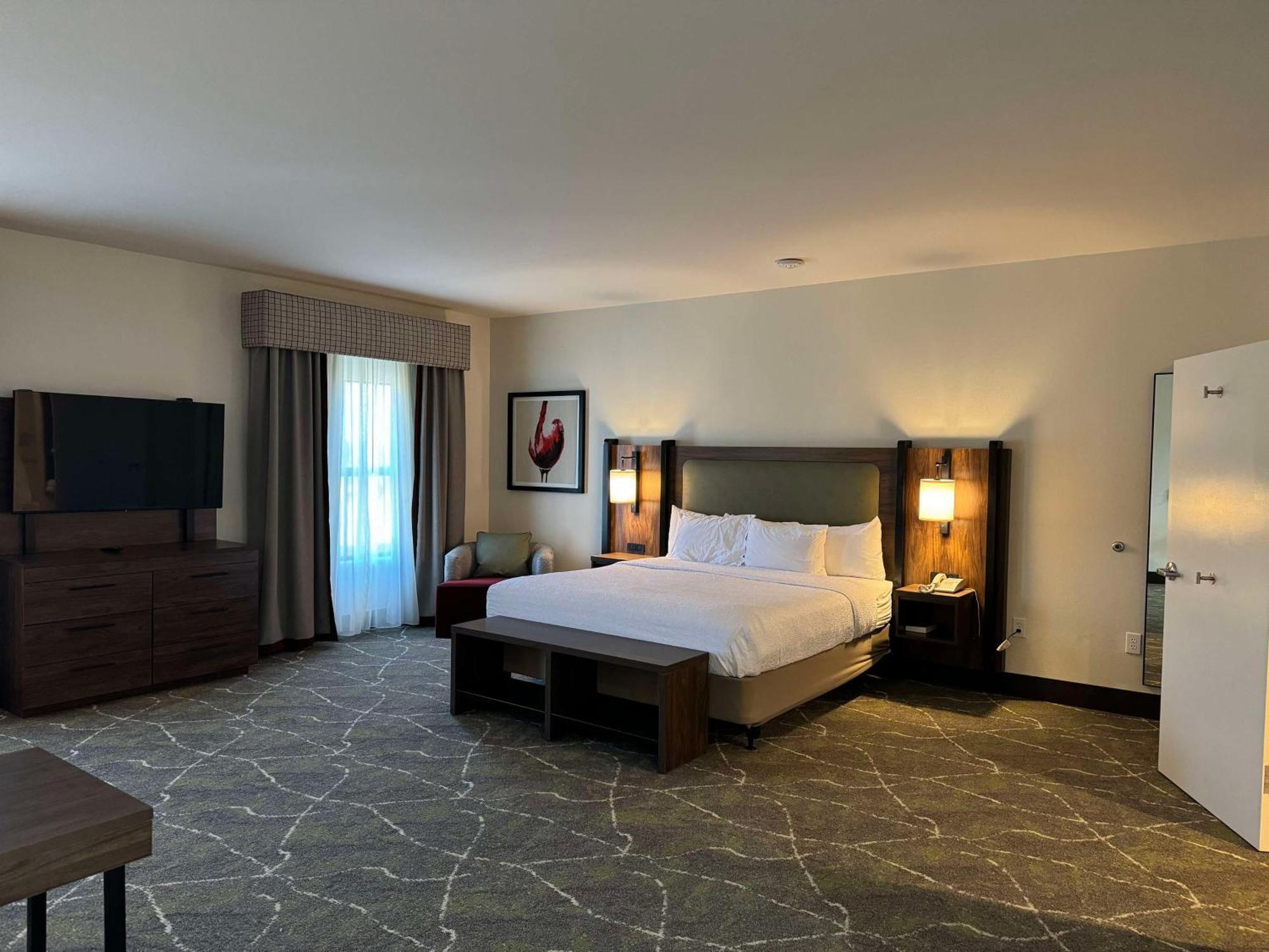 Hampton Inn & Suites Dobson Екстер'єр фото