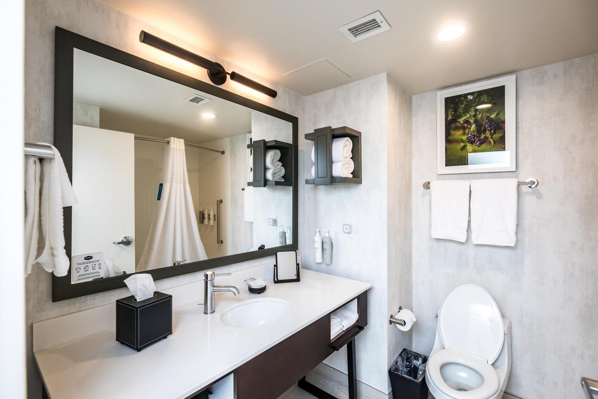 Hampton Inn & Suites Dobson Екстер'єр фото